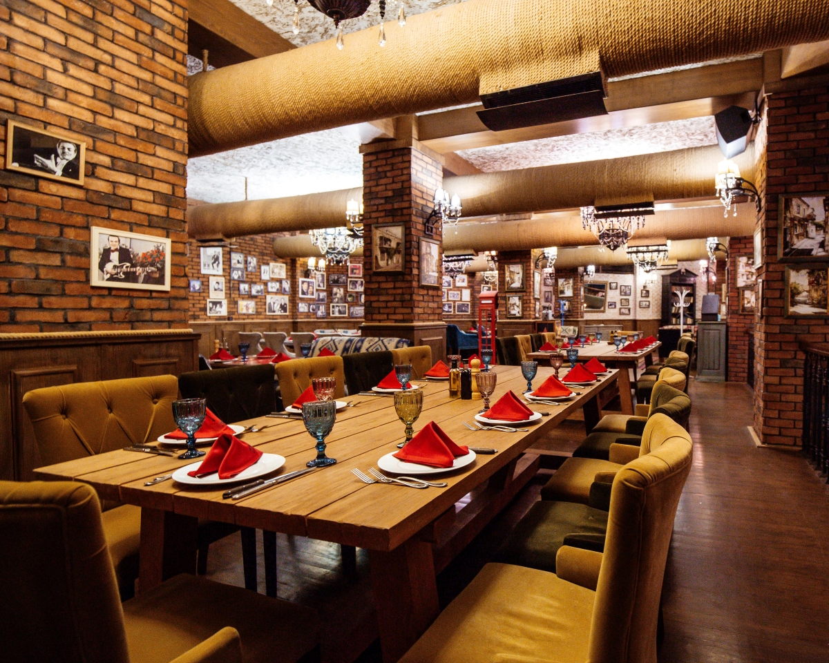 Restaurant Banner